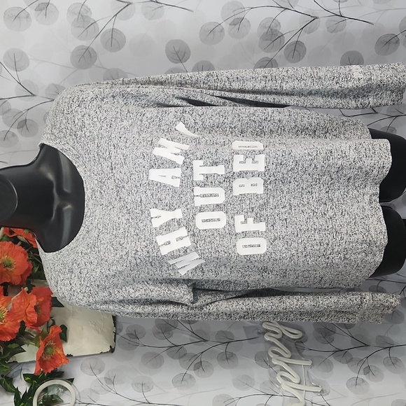 VS PINK Why Am I Out Of Bed Sleep Tee - Picture 4 of 9